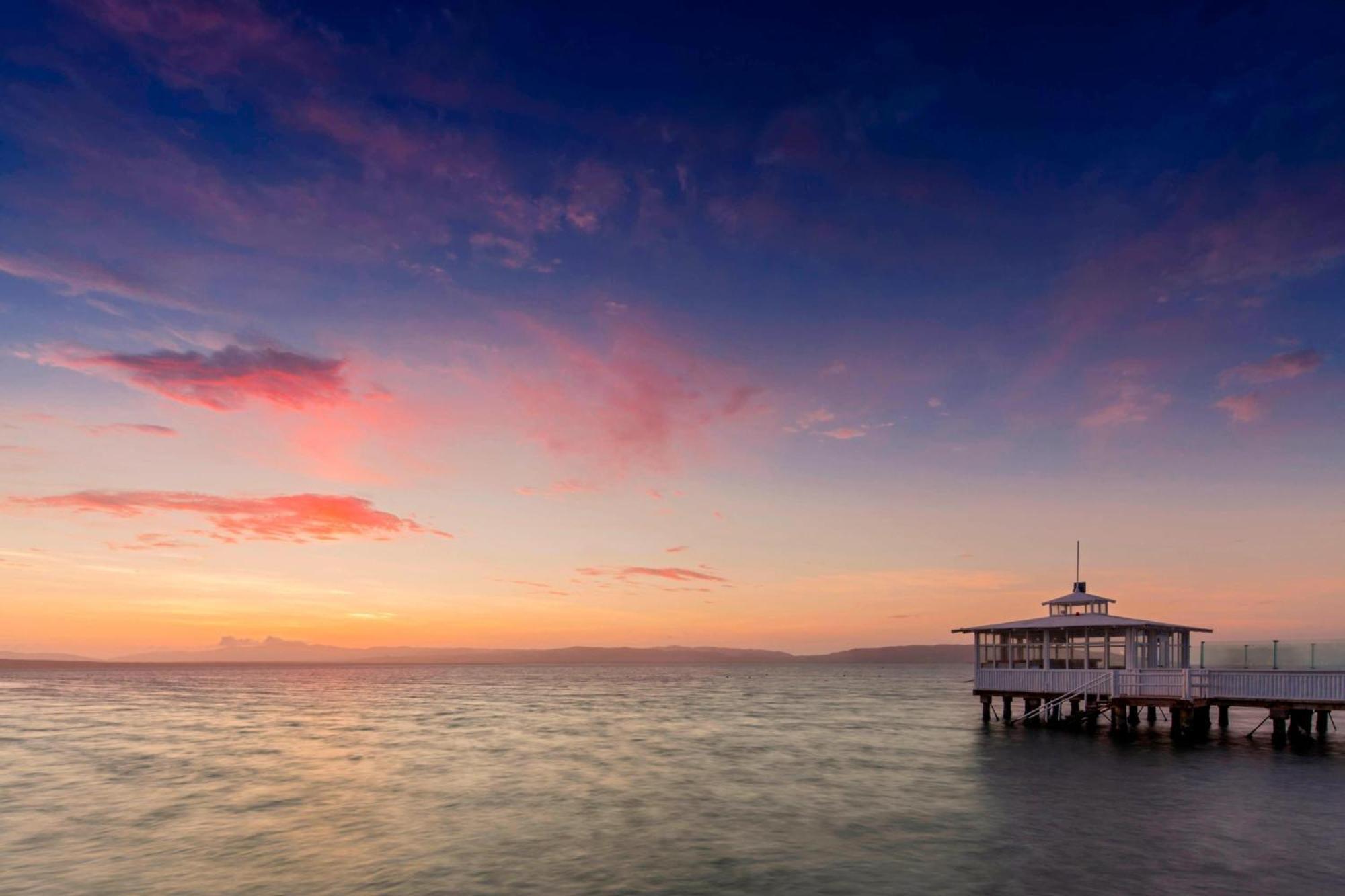 Hotel Paracas, A Luxury Collection Resort, פאראקאס מראה חיצוני תמונה Sunset at the pier