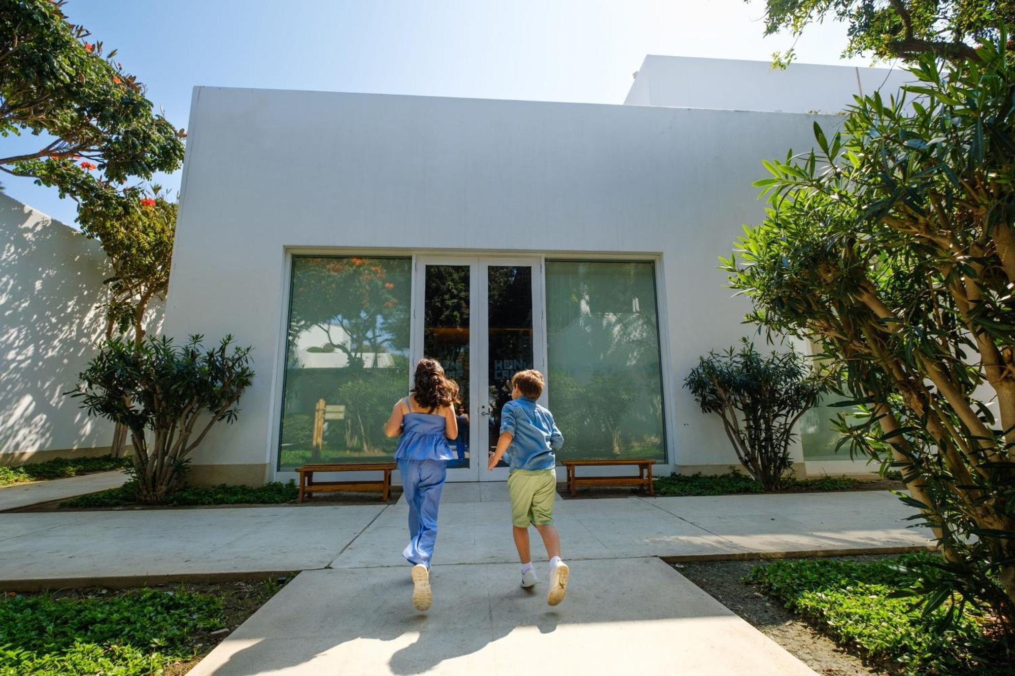 Hotel Paracas, A Luxury Collection Resort, פאראקאס מראה חיצוני תמונה The entrance to the museum