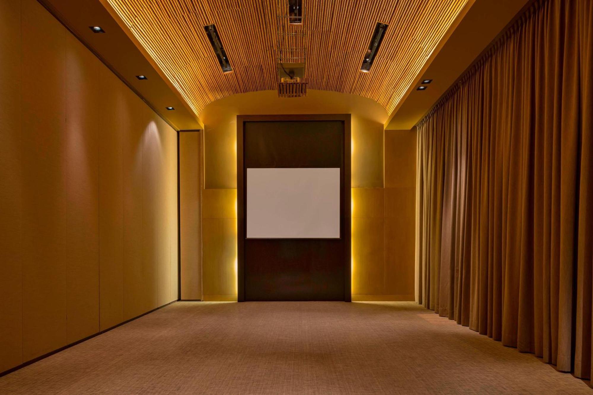 Hotel Paracas, A Luxury Collection Resort, פאראקאס מראה חיצוני תמונה The interior of the 100-seat screening room